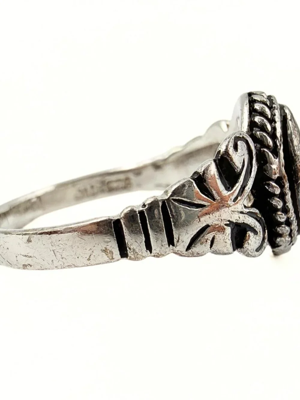 Vintage Victorian Revival Marked Sterling Silver Onyx Scrolls Bohemian Ring Sz 8